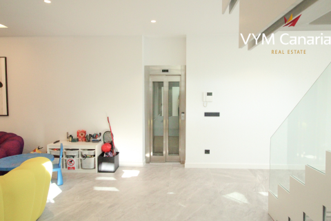 Villa till salu i Finestrat, Alicante, Spanien 3 sovrum, 245 kvm. Nr. 164424 - foto 29