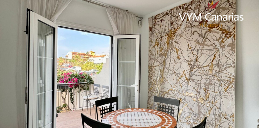 Townhouse in Playa, Valencia, Spain 3 bedrooms, 112 sq.m. No. 164425