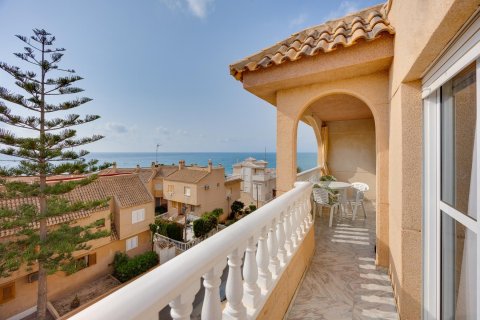 Appartamento a Torrevieja, Alicante, Spagna 70 mq. N° 190776
