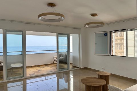 Huoneisto myytävänä Benidorm, Alicante, Espanja, 3 makuuhuonetta, 132 m2 No. 190773 - kuva 7