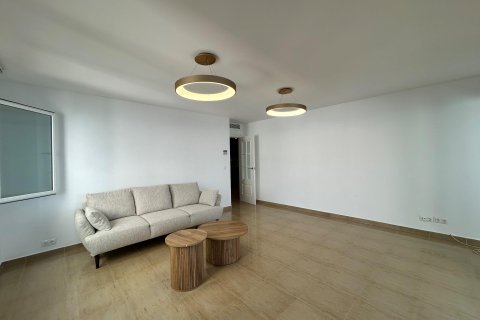 Huoneisto myytävänä Benidorm, Alicante, Espanja, 3 makuuhuonetta, 132 m2 No. 190773 - kuva 9