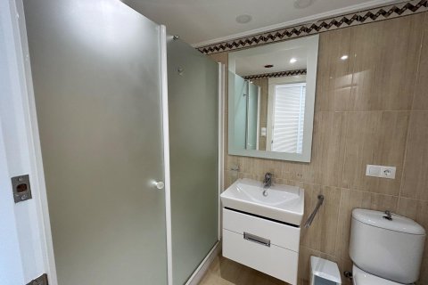 Huoneisto myytävänä Benidorm, Alicante, Espanja, 3 makuuhuonetta, 132 m2 No. 190773 - kuva 13