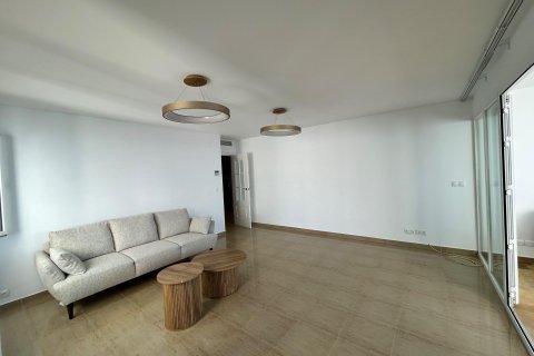 Huoneisto myytävänä Benidorm, Alicante, Espanja, 3 makuuhuonetta, 132 m2 No. 190773 - kuva 4