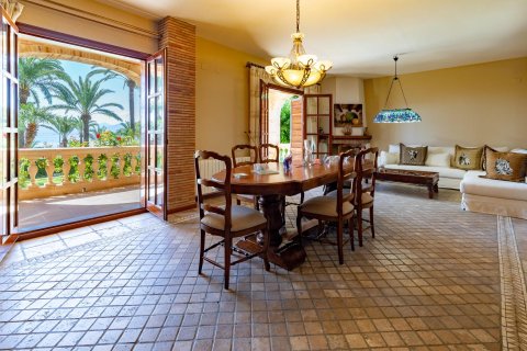 House à vendre à Cullera, Valencia, Espagne, 640 m2 No. 165294 - photo 10