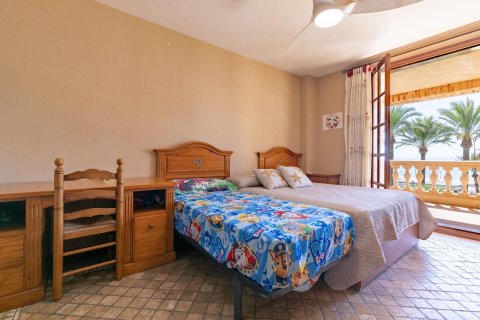 House à vendre à Cullera, Valencia, Espagne, 640 m2 No. 165294 - photo 21