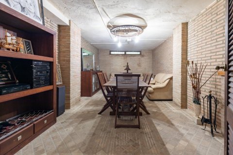 House à vendre à Cullera, Valencia, Espagne, 640 m2 No. 165294 - photo 19