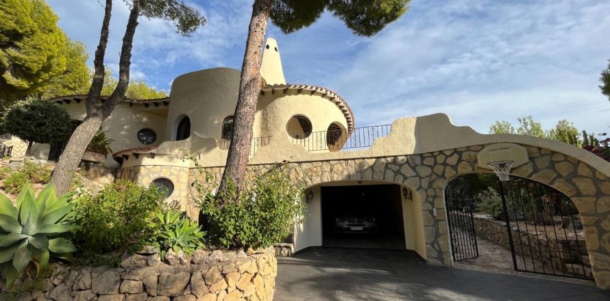 Willa w Altea La Vella, Alicante, Hiszpania 4 sypialnie, 522 mkw. nr 165293