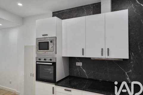 Dzīvoklis īrēšanai Madrid, Spānijā 2 istabas, 42 m2 Nr. 195028 - attēls 12