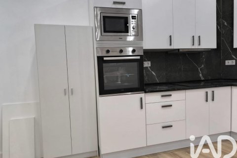 Dzīvoklis īrēšanai Madrid, Spānijā 2 istabas, 42 m2 Nr. 195028 - attēls 10