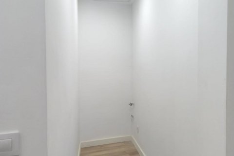 Dzīvoklis īrēšanai Madrid, Spānijā 2 istabas, 42 m2 Nr. 195028 - attēls 9