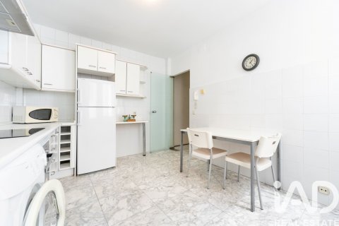 Аренда квартиры в Мадрид, Испания 1 спальня, 60м2 №195029 - фото 15