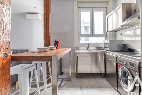 Аренда квартиры в Мадрид, Испания 4 спальни, 130м2 №195031 - фото 6