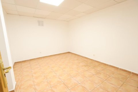 Villa in vendita a Alicante, Spagna 4 camere da letto, 195 mq. N° 146632 - foto 17