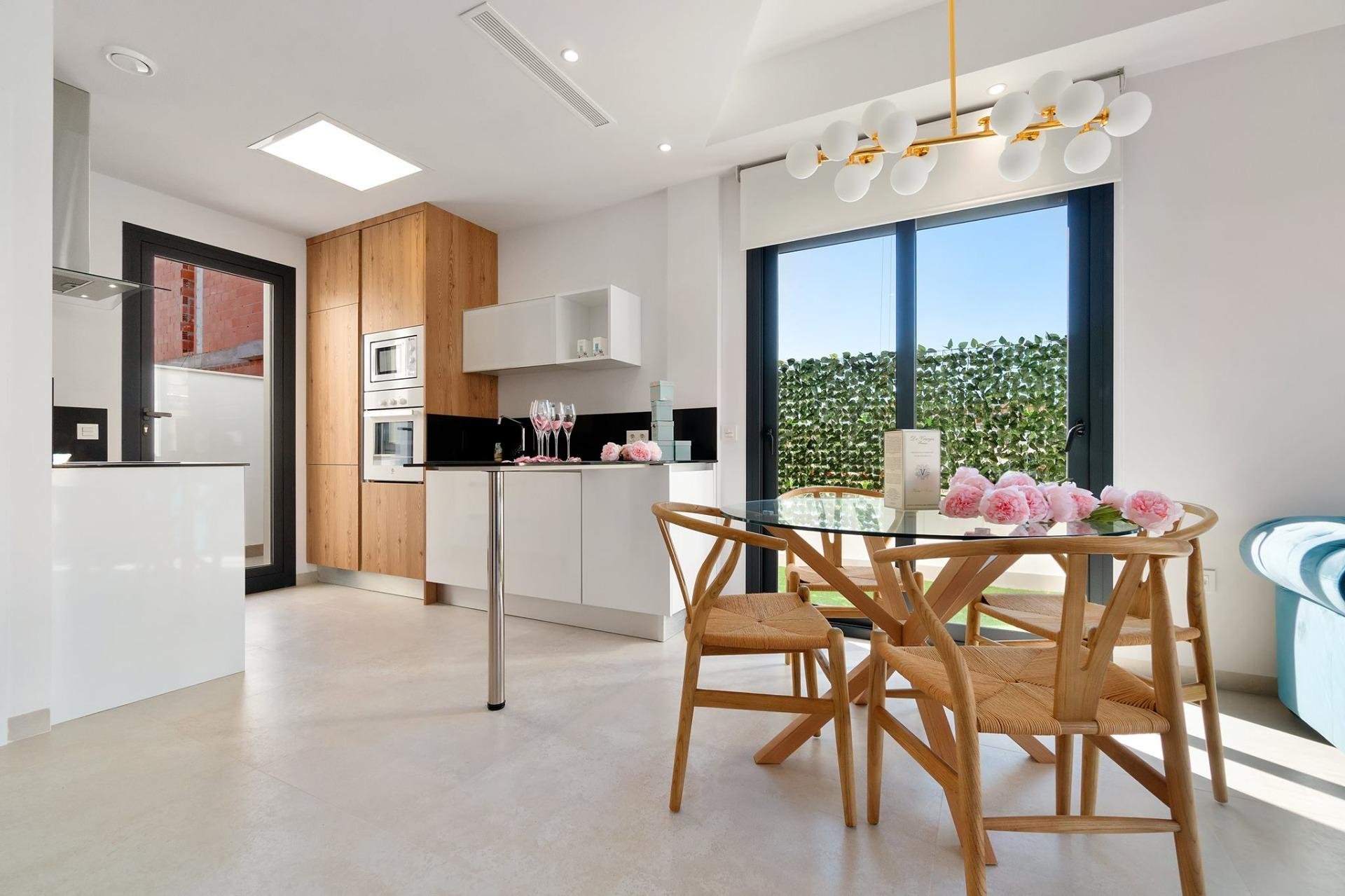Villa a Los Montesinos, Alicante, Spagna 3 camere da letto, 99 mq. N° 103559