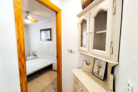 Huoneisto myytävänä Guardamar del Segura, Alicante, Espanja, 2 makuuhuonetta, 75 m2 No. 192318 - kuva 10