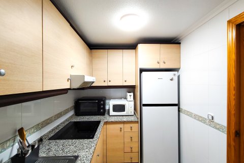 Huoneisto myytävänä Guardamar del Segura, Alicante, Espanja, 2 makuuhuonetta, 75 m2 No. 192318 - kuva 8