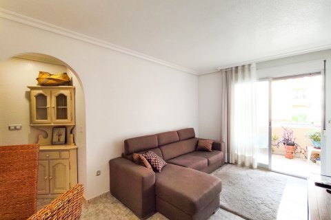 Huoneisto myytävänä Guardamar del Segura, Alicante, Espanja, 2 makuuhuonetta, 75 m2 No. 192318 - kuva 6
