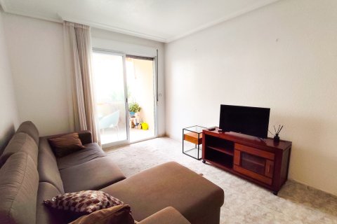 Huoneisto myytävänä Guardamar del Segura, Alicante, Espanja, 2 makuuhuonetta, 75 m2 No. 192318 - kuva 3