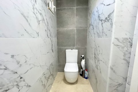 Huvila myytävänä Villamartin, Alicante, Espanja, 3 makuuhuonetta, 160 m2 No. 192317 - kuva 23