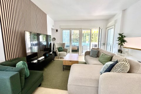 Huvila myytävänä Villamartin, Alicante, Espanja, 3 makuuhuonetta, 160 m2 No. 192317 - kuva 5