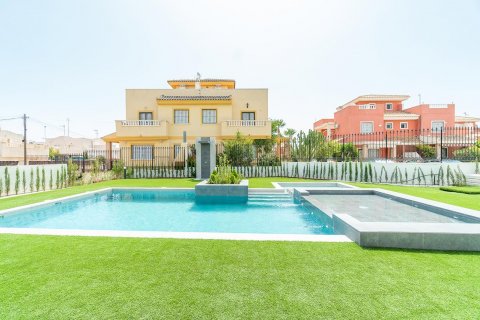 Bungalowi myytävänä Torrevieja, Alicante, Espanja, 3 makuuhuonetta, 83 m2 No. 76771 - kuva 9