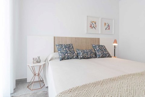 Bungalow till salu Torrevieja, Alicante, Spanien 3 sovrum, 75 kvm. Nr. 76771 - foto 8