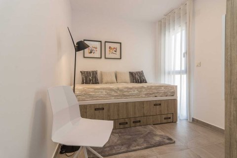 Bungalowi myytävänä Torrevieja, Alicante, Espanja, 3 makuuhuonetta, 83 m2 No. 76771 - kuva 7