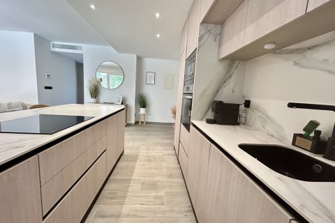 Продажа квартиры в Ломас де ла Хулиана, Аликанте, Испания 3 спальни, 90м2 №192331 - фото 9