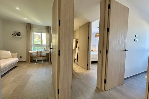 Продажа квартиры в Ломас де ла Хулиана, Аликанте, Испания 3 спальни, 90м2 №192331 - фото 27