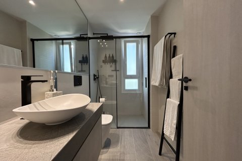 Продажа квартиры в Ломас де ла Хулиана, Аликанте, Испания 3 спальни, 90м2 №192331 - фото 26