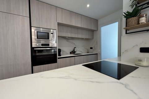 Продажа квартиры в Ломас де ла Хулиана, Аликанте, Испания 3 спальни, 90м2 №192331 - фото 8
