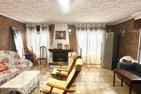 Kaupunkipientalo myytävänä Torrevieja, Alicante, Espanja, 4 makuuhuonetta, 144 m2 No. 192328 - kuva 1