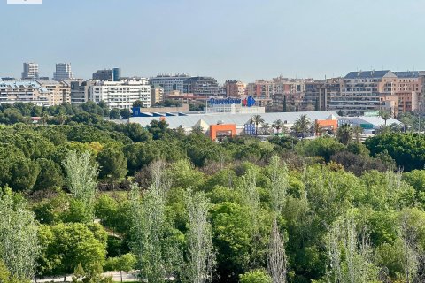 Huoneisto myytävänä Mislata, Valencia, Espanja, 1 makuuhuone, 110 m2 No. 167648 - kuva 26