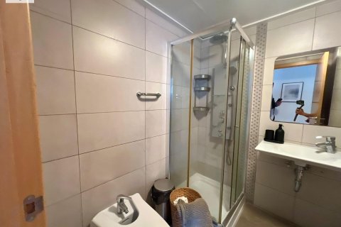 Huoneisto myytävänä Mislata, Valencia, Espanja, 1 makuuhuone, 110 m2 No. 167648 - kuva 15
