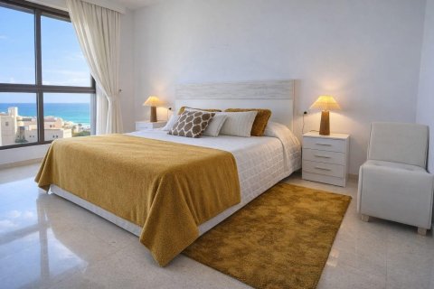 Apartament w Benidorm, Alicante, Hiszpania 3 sypialnie, 200 mkw. nr 167650