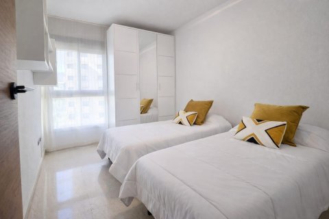 Apartament w Benidorm, Alicante, Hiszpania 3 sypialnie, 200 mkw. nr 167650 – zdjęcie 8