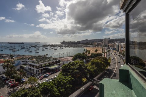 Ático en venta en Las Palmas De Gran Canaria, Gran Canaria, España 3 dormitorios, 225 m2 No. 167654 - foto 2