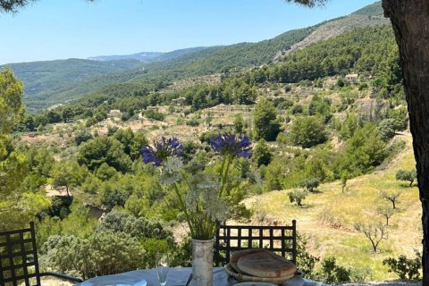 Villa for sale in Sella, Alicante, Spain 3 bedrooms, 354 sq.m. No. 167653 - photo 4