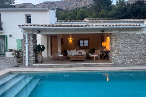 Villa for sale in Sella, Alicante, Spain 3 bedrooms, 354 sq.m. No. 167653 - photo 11