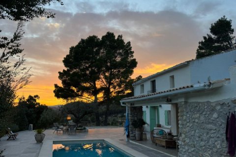 Villa for sale in Sella, Alicante, Spain 3 bedrooms, 354 sq.m. No. 167653 - photo 10