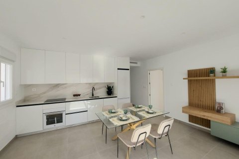 Продажа виллы Торре-Пачеко, Мурсия, Испания 2 спальни, 74м2 №134332 - фото 15
