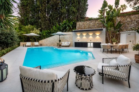 Huvila myytävänä Benahavis, Malaga, Espanja, 5 makuuhuonetta, 492 m2 No. 177716 - kuva 12