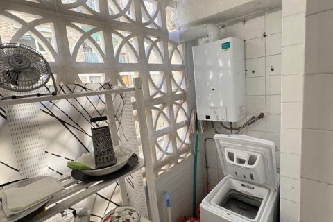 Продажа квартиры в Аликанте, Испания 2 спальни, 80м2 №182915 - фото 4