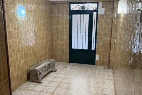 Продажа квартиры в Аликанте, Испания 2 спальни, 80м2 №182915 - фото 20