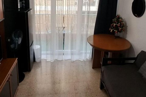 Продажа квартиры в Аликанте, Испания 2 спальни, 80м2 №182915 - фото 7