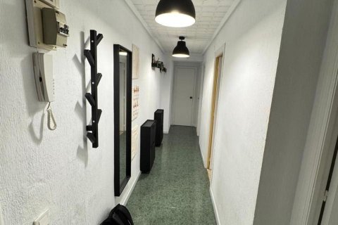 Продажа квартиры в Аликанте, Испания 2 спальни, 80м2 №182915 - фото 19