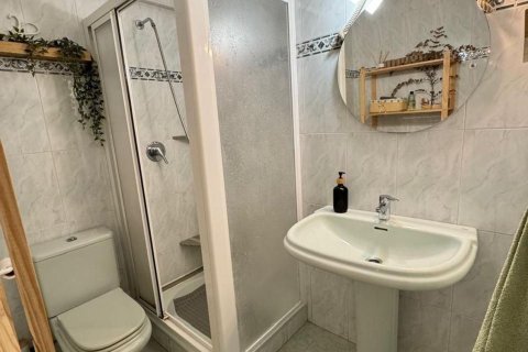 Продажа квартиры в Аликанте, Испания 2 спальни, 80м2 №182915 - фото 16