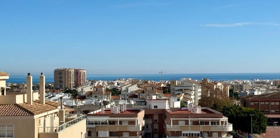 Penthouse in Nueva Torrevieja, Alicante, Spain 1 bedroom, 68 sq.m. No. 182913