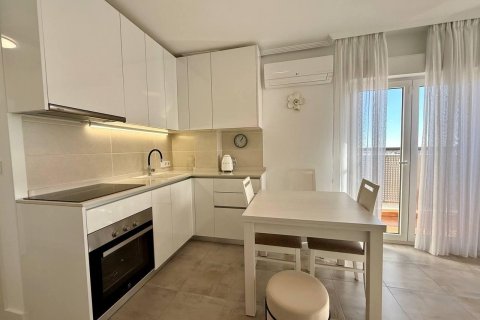Penthouse for sale in Nueva Torrevieja, Alicante, Spain 1 bedroom, 68 sq.m. No. 182913 - photo 5