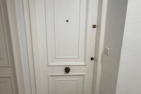Penthouse for sale in Torrevieja, Alicante, Spain 1 bedroom, No. 182914 - photo 17